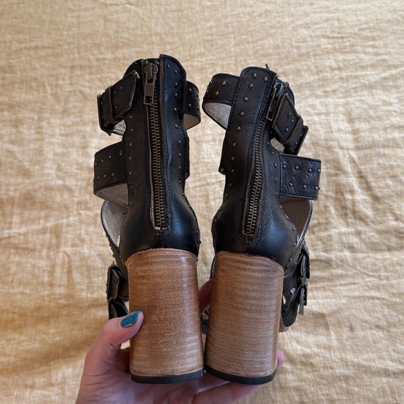 Freebird Tanica heels new and unworn - Picture 15 of 16